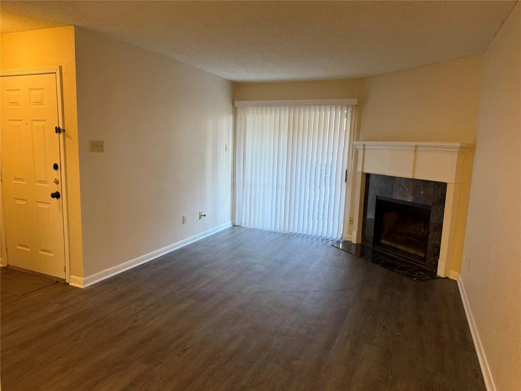 2120 El Paseo Street 2406, Houston