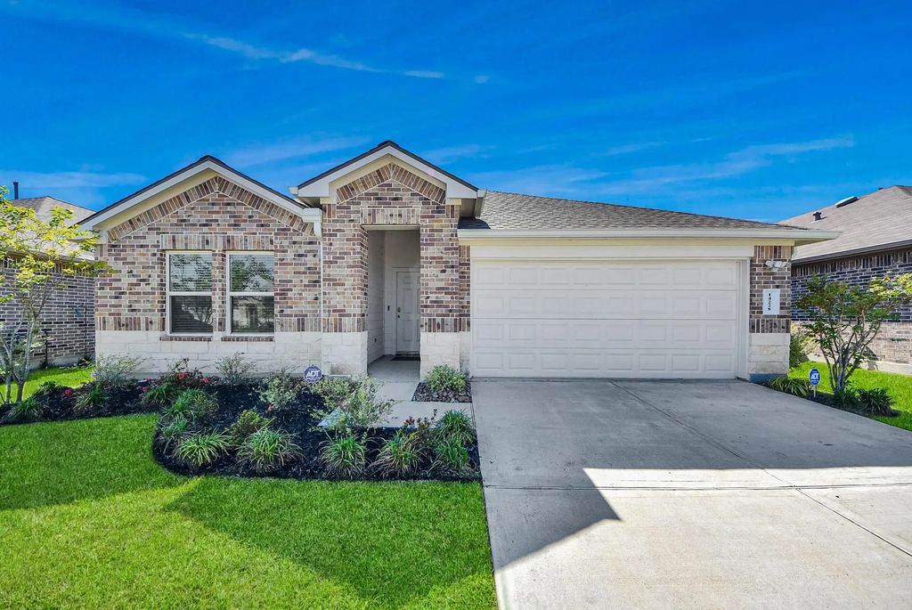 14228 Dream Road, New Caney