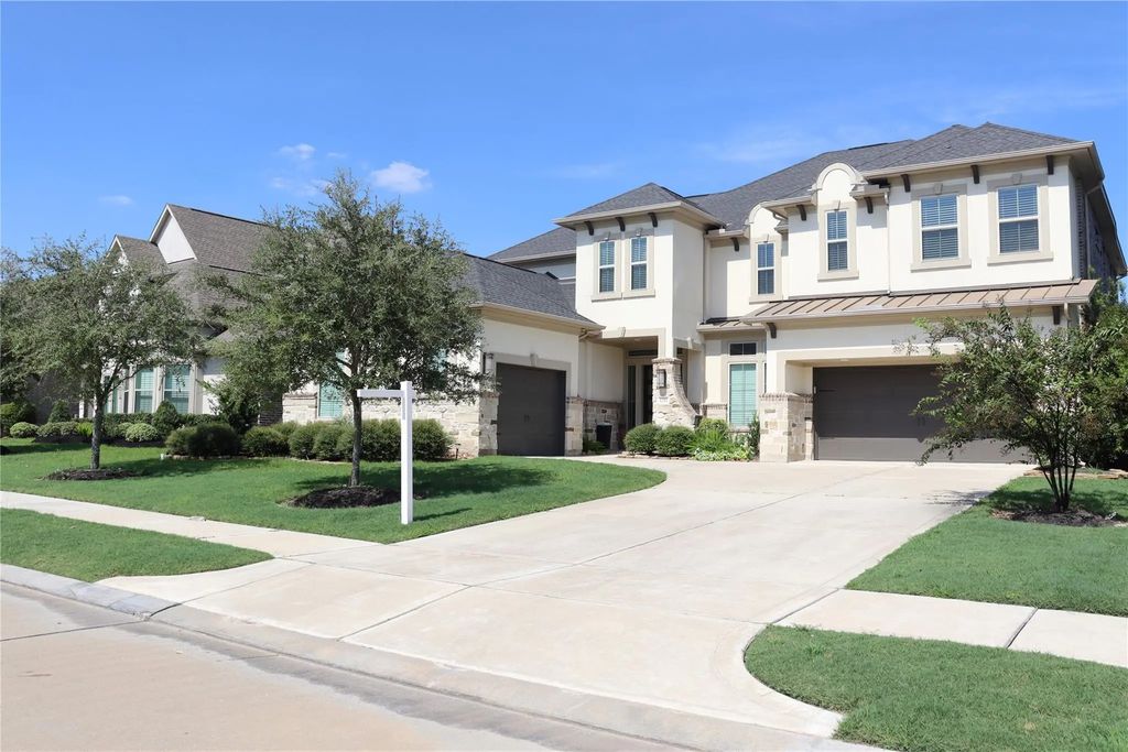 1211 Ryann Rose Creek Lane, Katy