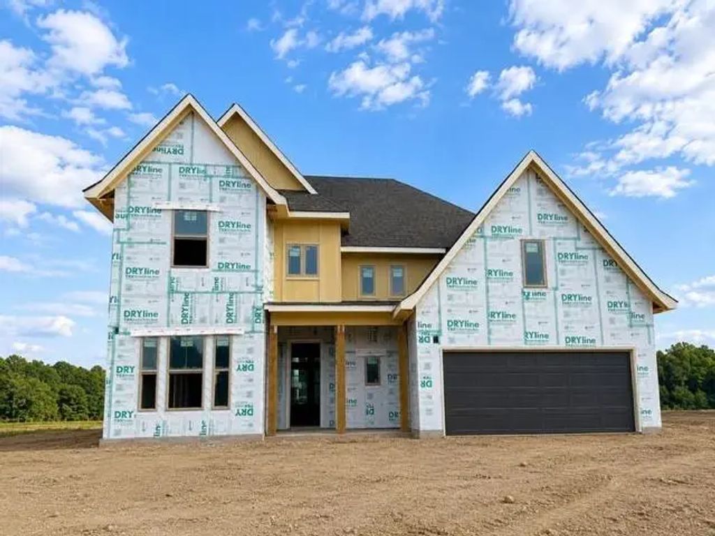 32126 Pond Pine Court, Spring