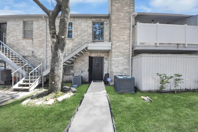 10735 Braes Bend Drive, Houston