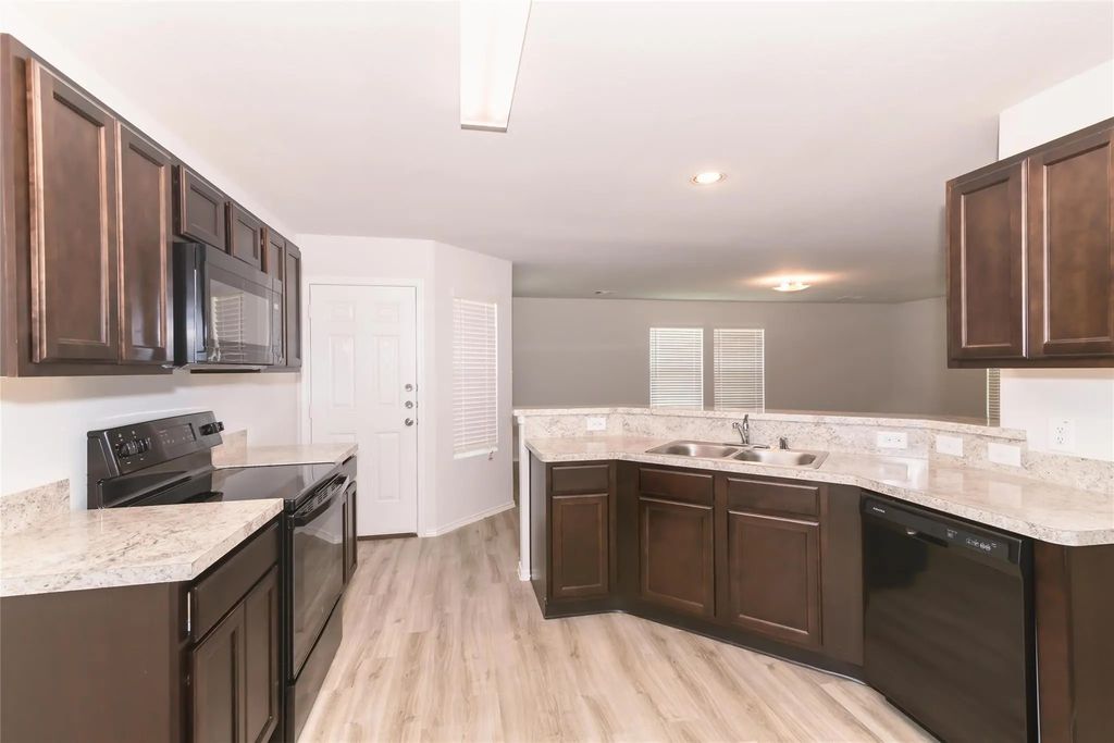 24411 Bella Carolina Court, Katy