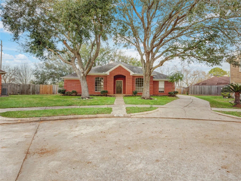 4418 W Thunderwood Circle, Fresno