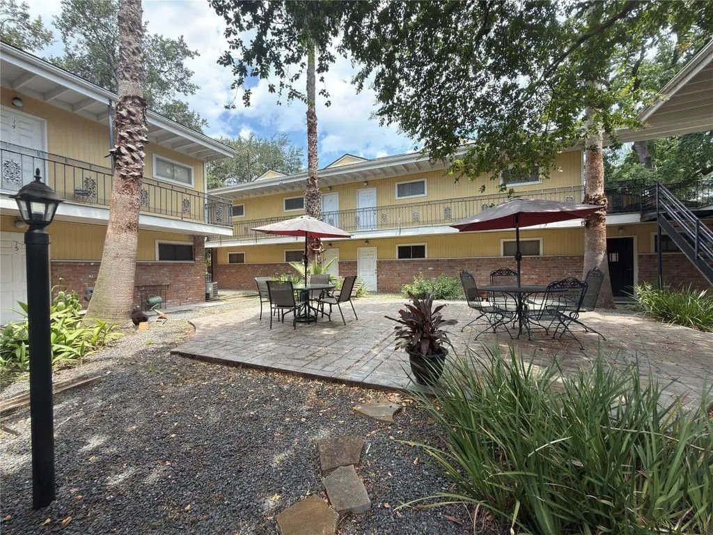 1502 Heights Boulevard 15, Houston