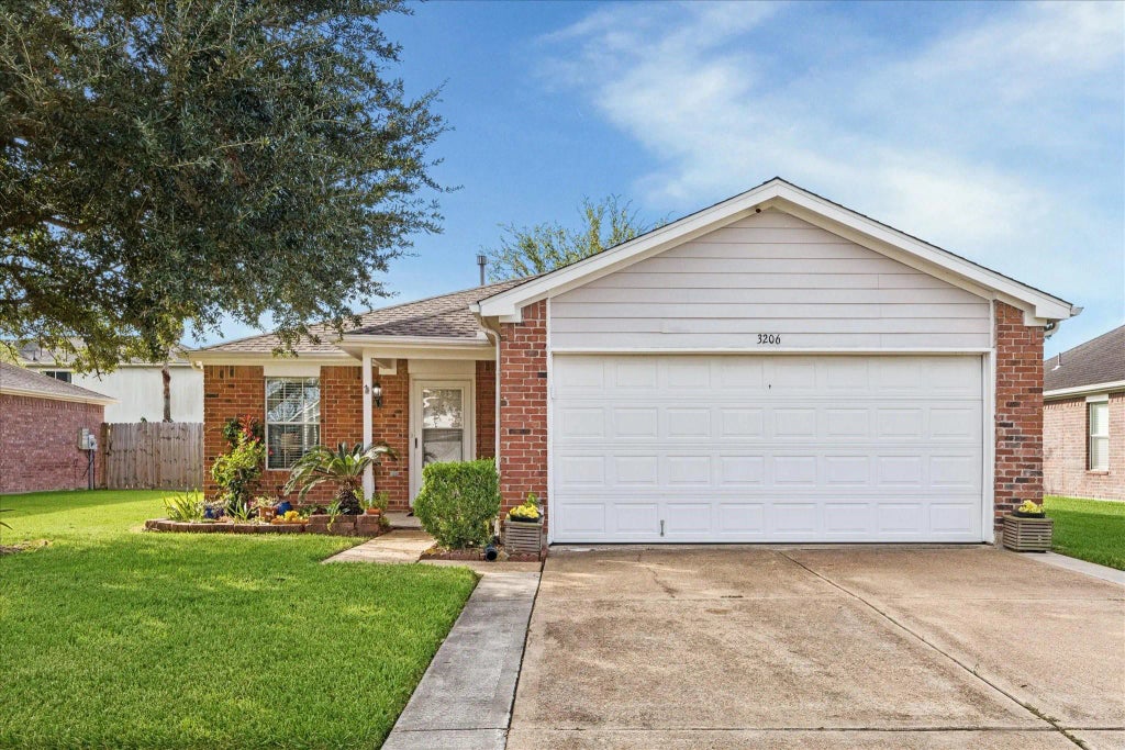 3206 Berryfield Lane, Pearland