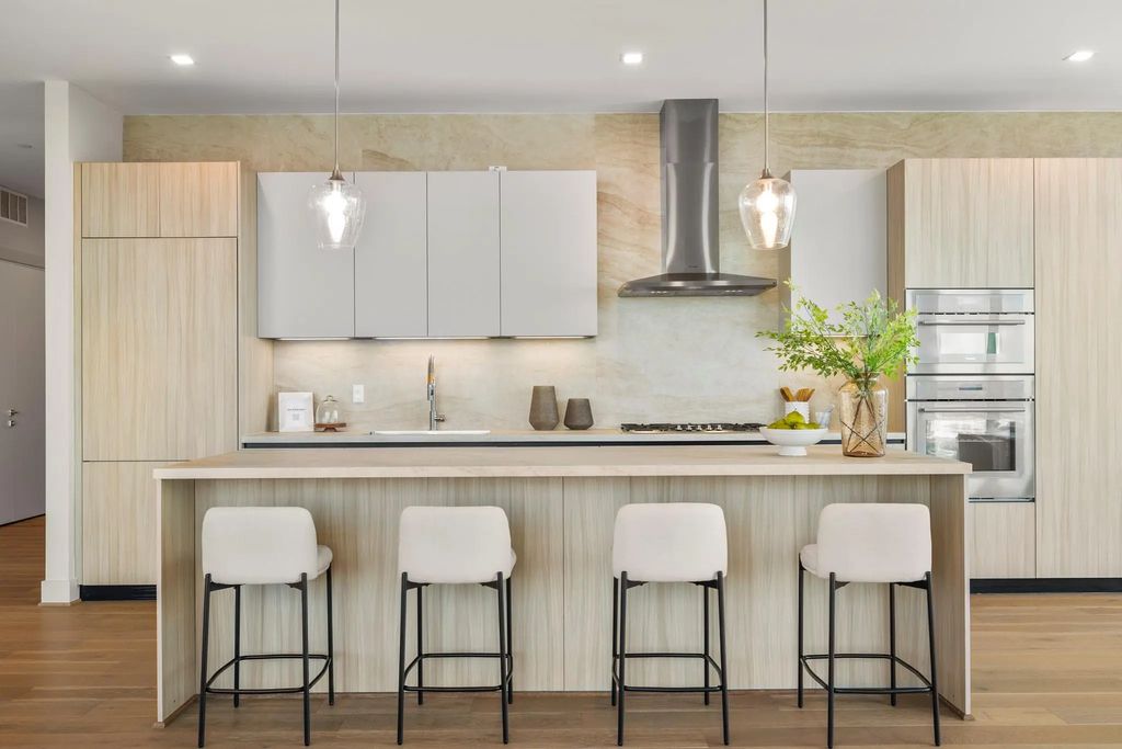 1711 Allen Parkway 2001, Houston
