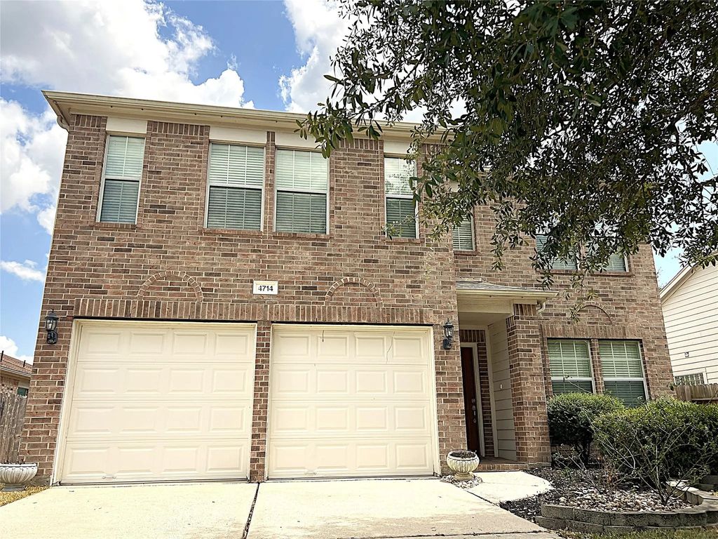 4714 Glencastle Court, Houston