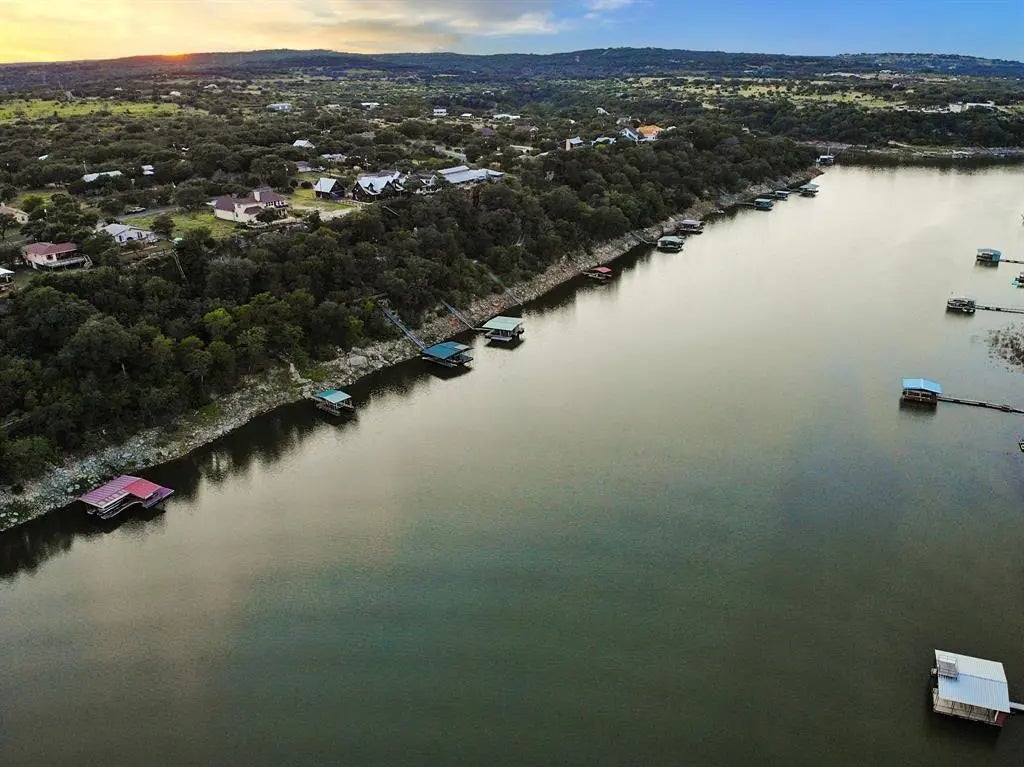 705 Nomad Dr Drive, Spicewood