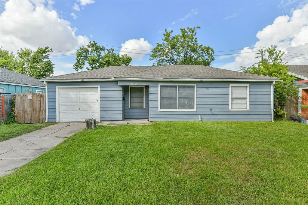 8759 Josie Street, Houston