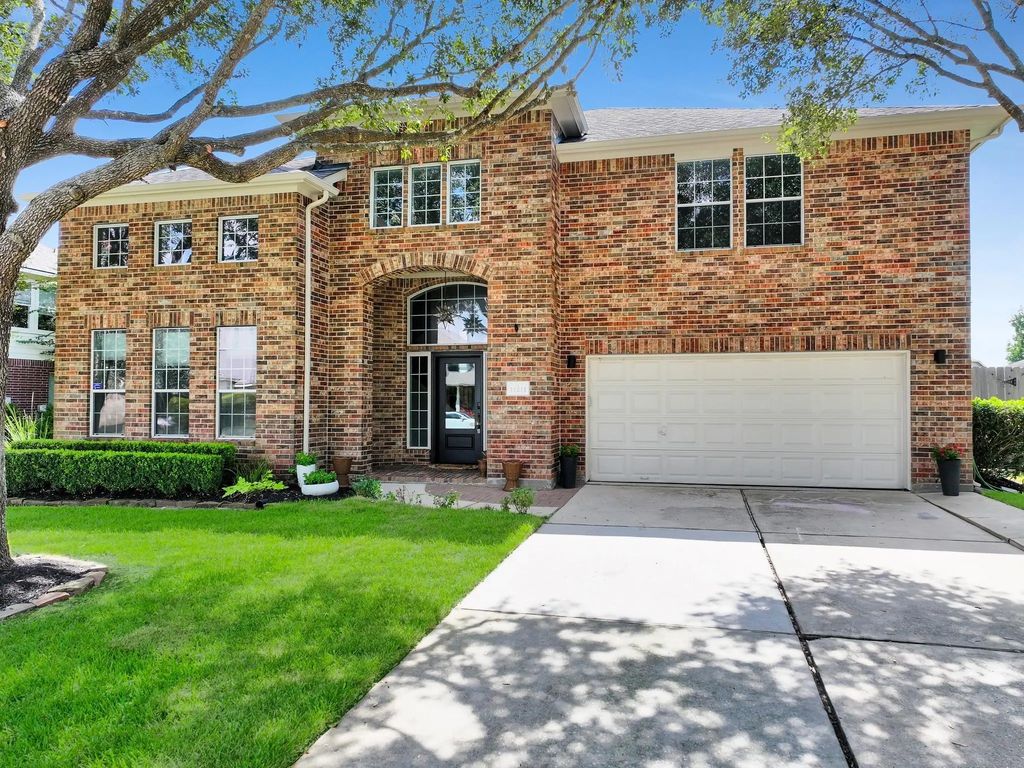 11211 S Country Club Green Drive, Tomball