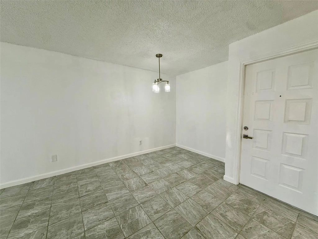 2830 S Bartell Drive 9, Houston