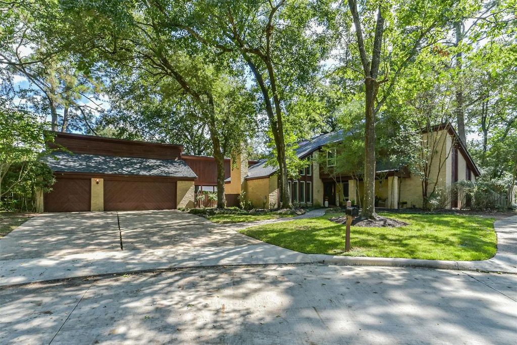 7618 Hurst Forest Drive, Humble