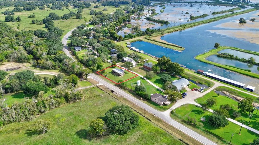 302444 Plantation, Damon