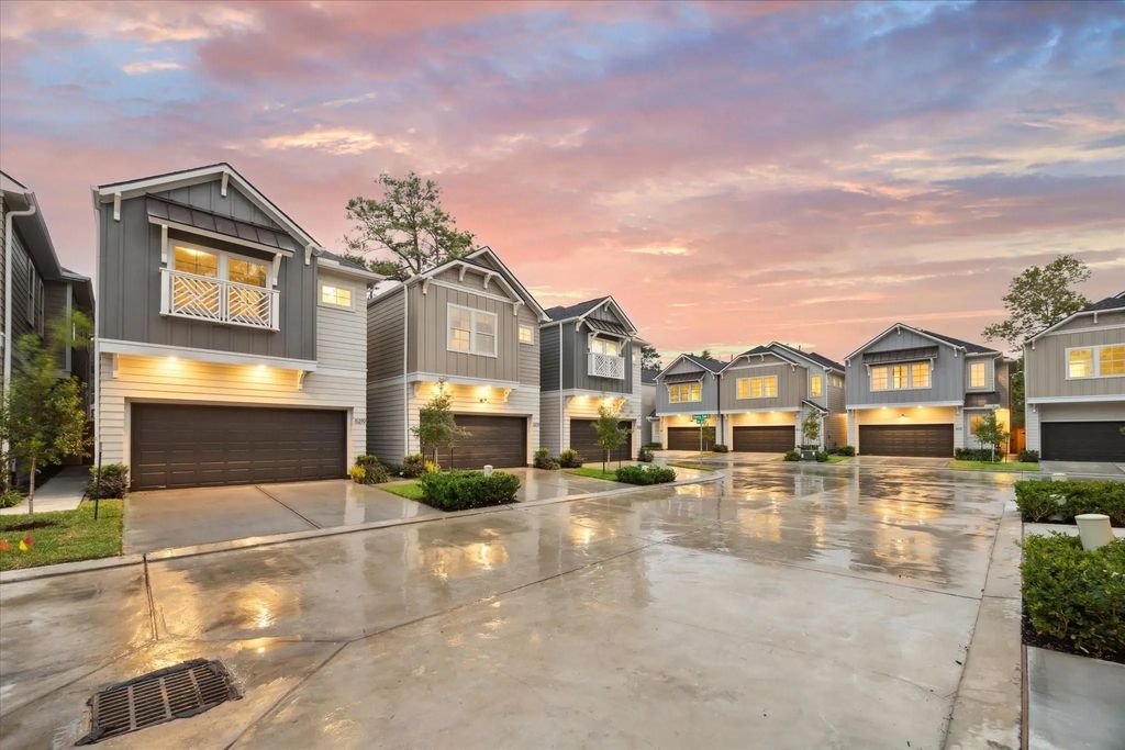 5206 Amber Sunrise Drive, Houston