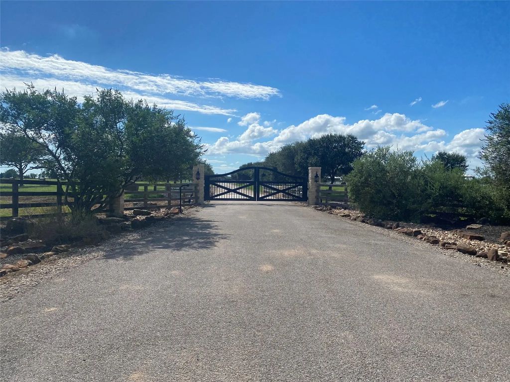 32007 Meadow View Lane, Waller