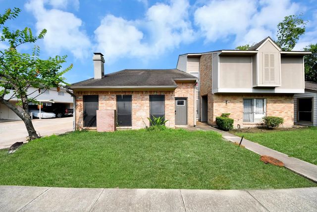 7877 Kendalia Drive, Houston