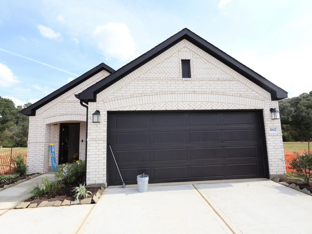 21422 Jacaranda Blossom Way, Tomball