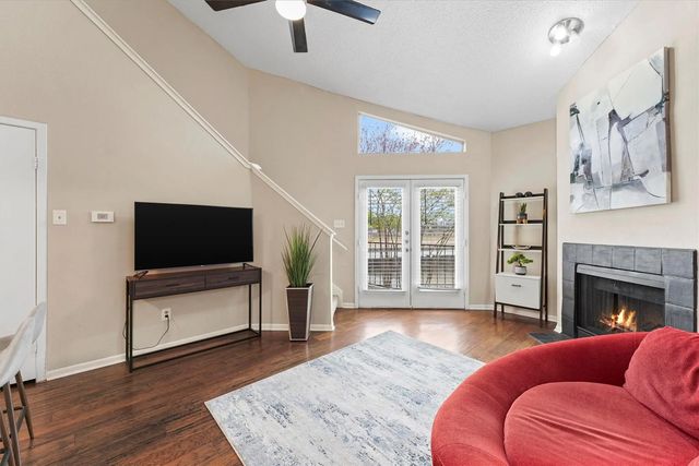 10855 Meadowglen Lane 729, Houston