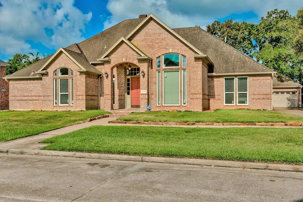 6220 Regina Lane, Beaumont