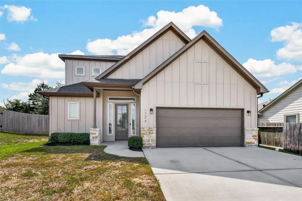 1726 Wandering Hills Road, Conroe