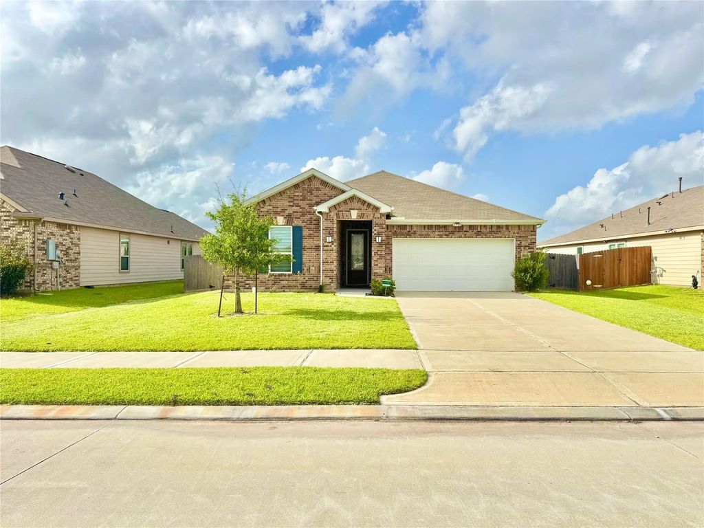 1023 Valley Crest Lane, La Marque