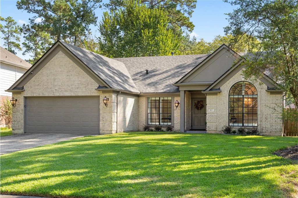 14 Lush Meadow Place, The Woodlands