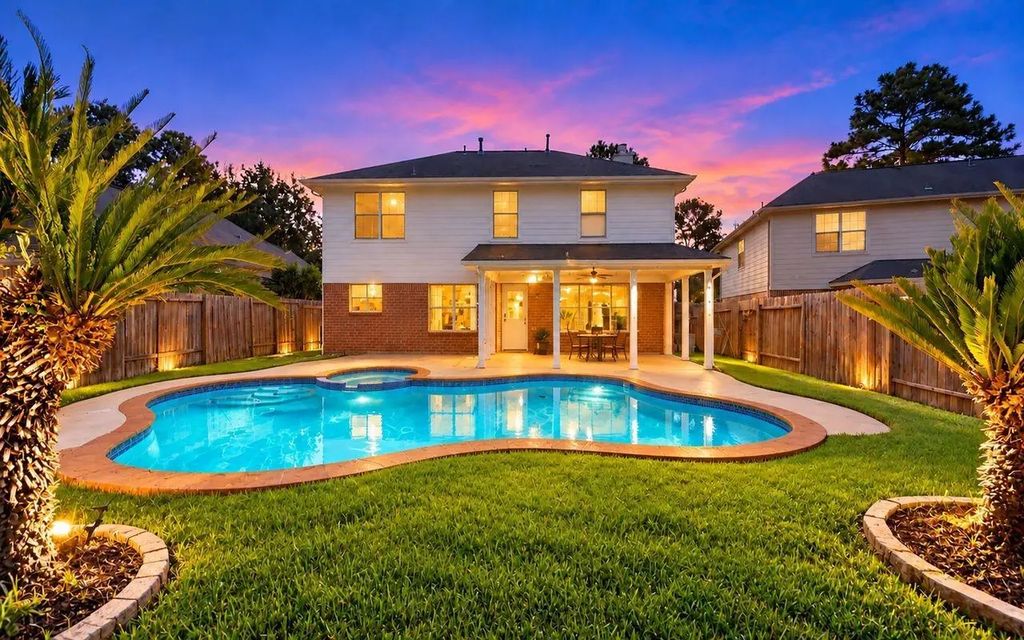 3210 Banksfield Court, Katy