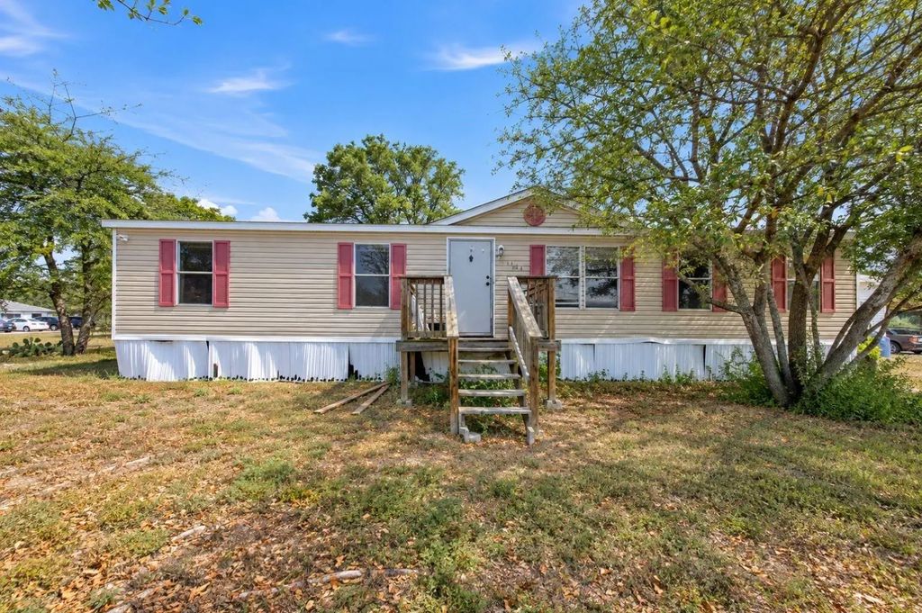 104 Lone Oak Circle, Bastrop