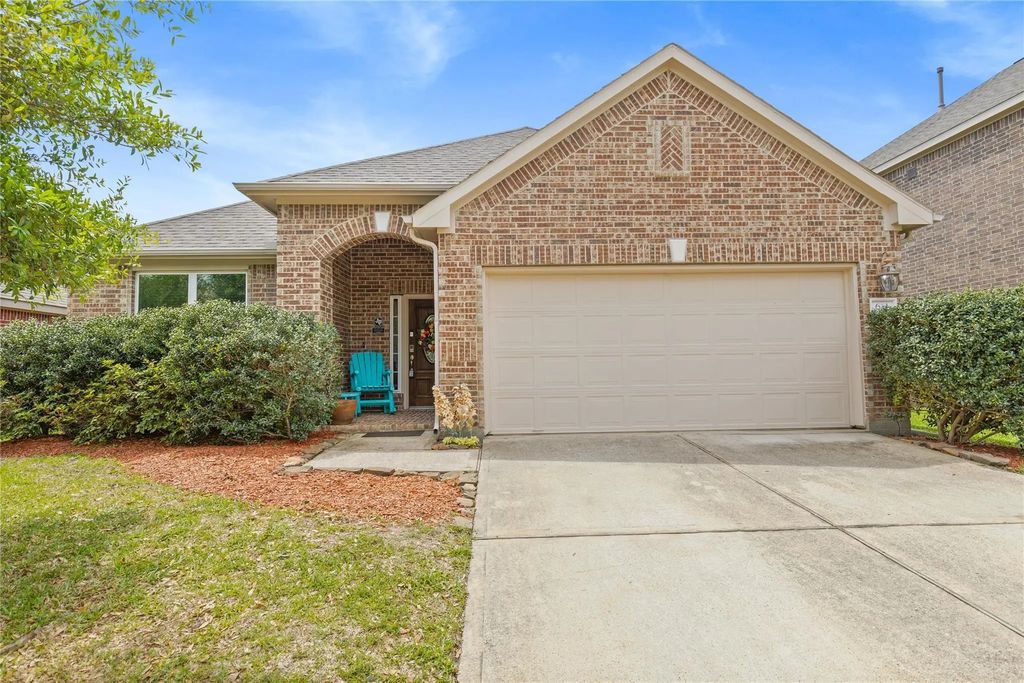 611 Orchid Hill Drive E, Conroe