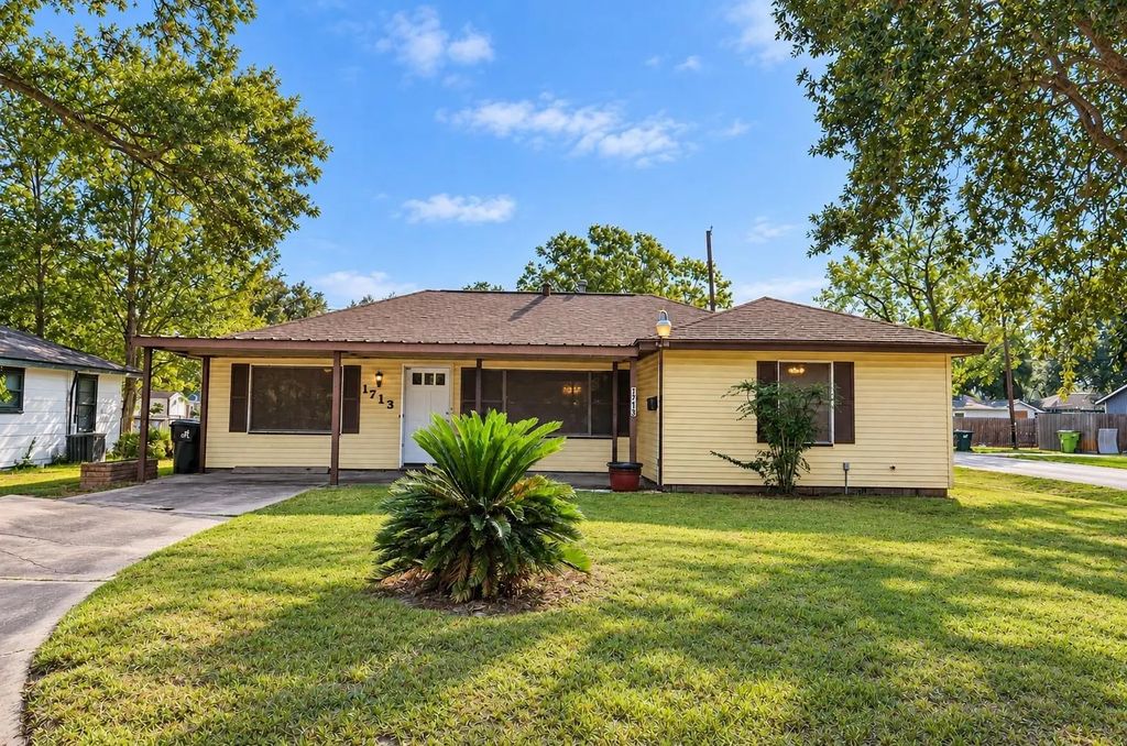 1713 Frost Street, Rosenberg
