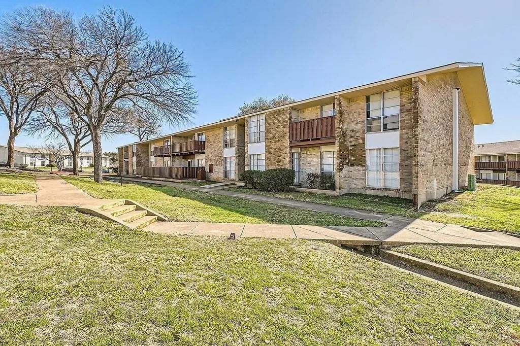 3523 Fawn Valley Drive 1065, Dallas