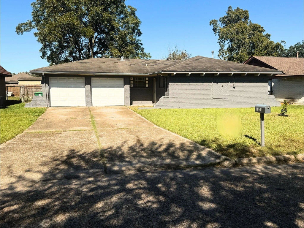 1314 Tarberry Road, Houston