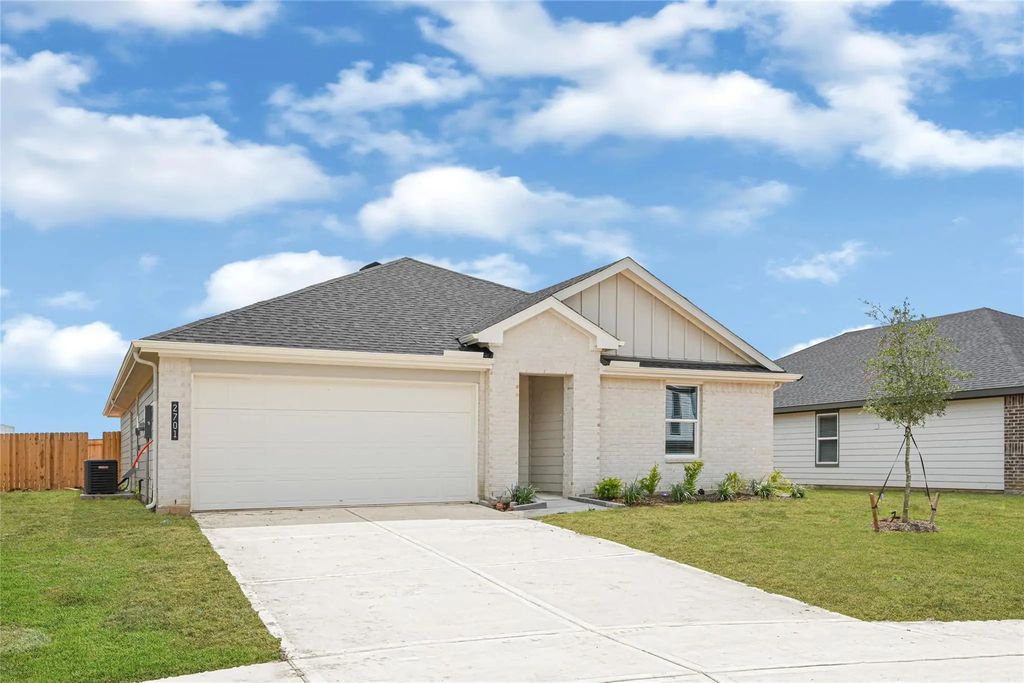 2906 Stratton Heights Lane, Sealy