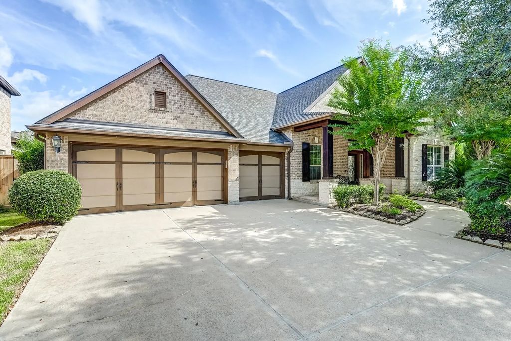 19708 N San Gabriel River Circle, Cypress