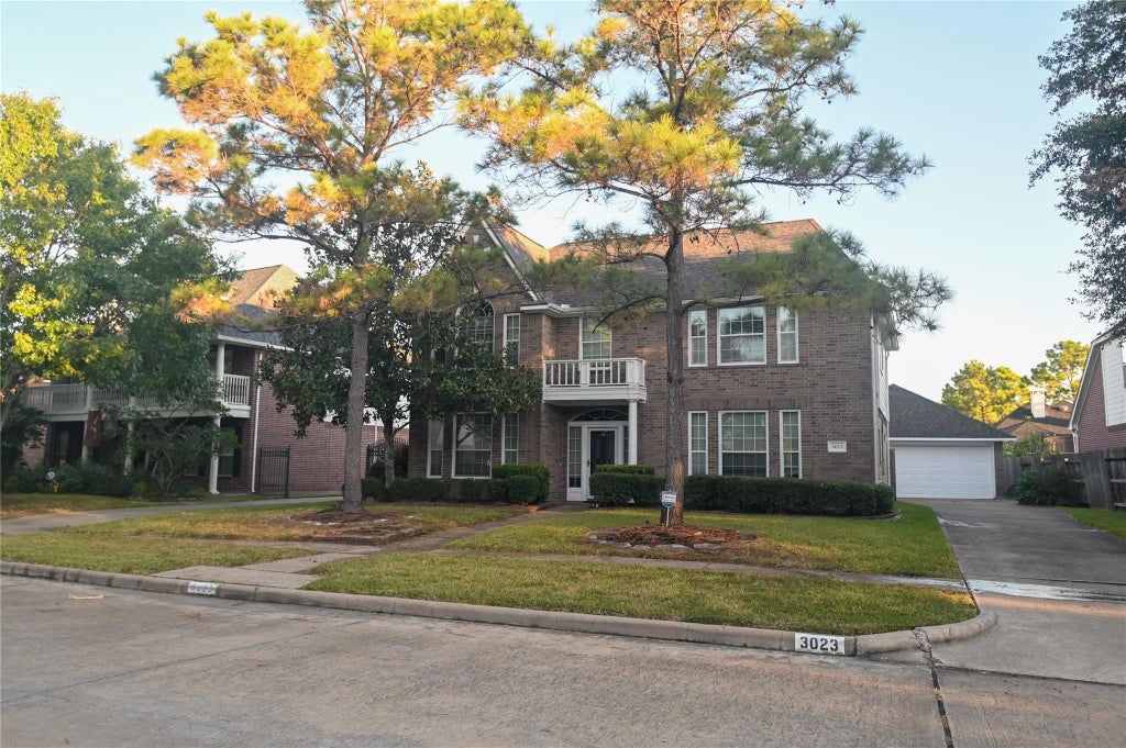 3023 Hidden Mist Court, Pearland
