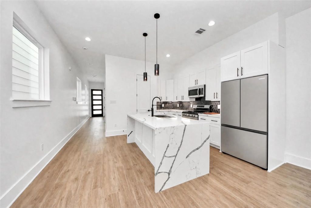 5029 Broom Street C, Houston