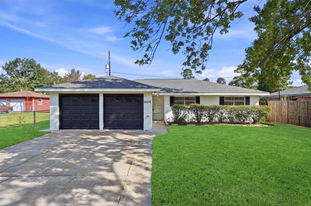 16215 Dunman Lane, Houston