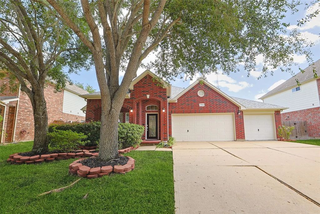 19714 Moss Bark Trail, Richmond