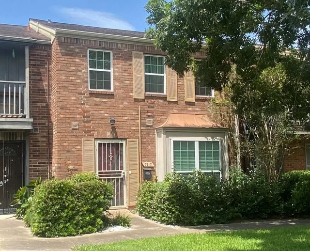 7913 Grove Ridge Drive, Houston