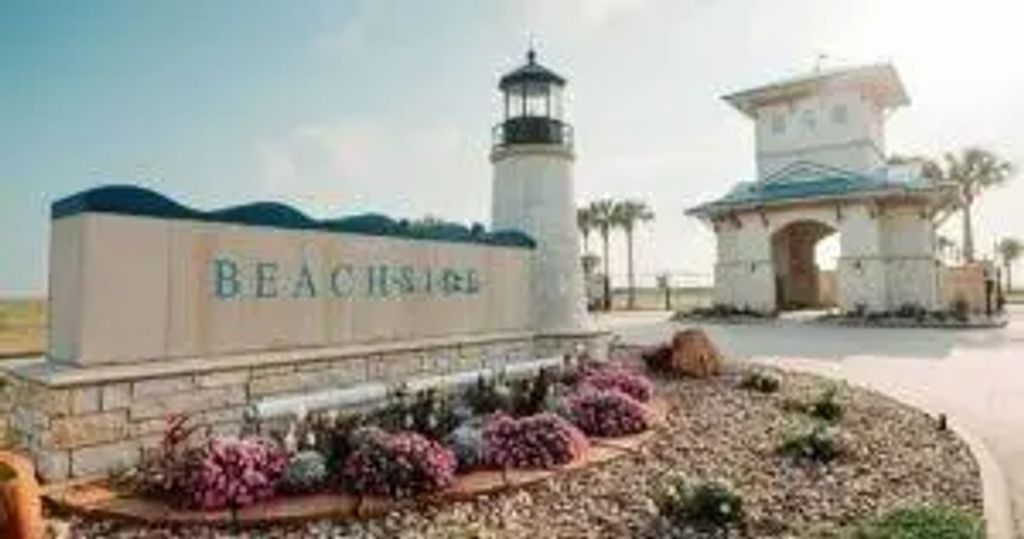 3032 Peninsula Point Drive, Palacios