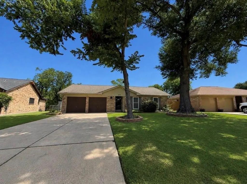 670 Fawn Drive, Houston