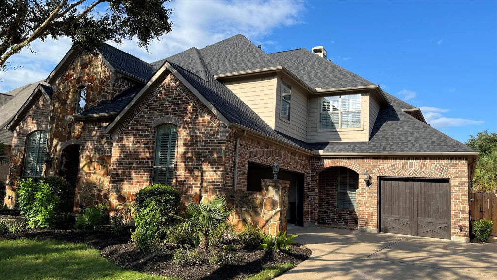 1215 Amherst Avenue, Sugar Land