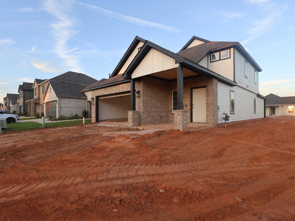 10353 Navarro Path, Montgomery