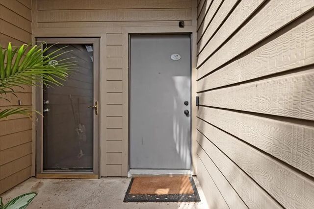 10047 Westpark Drive 33, Houston