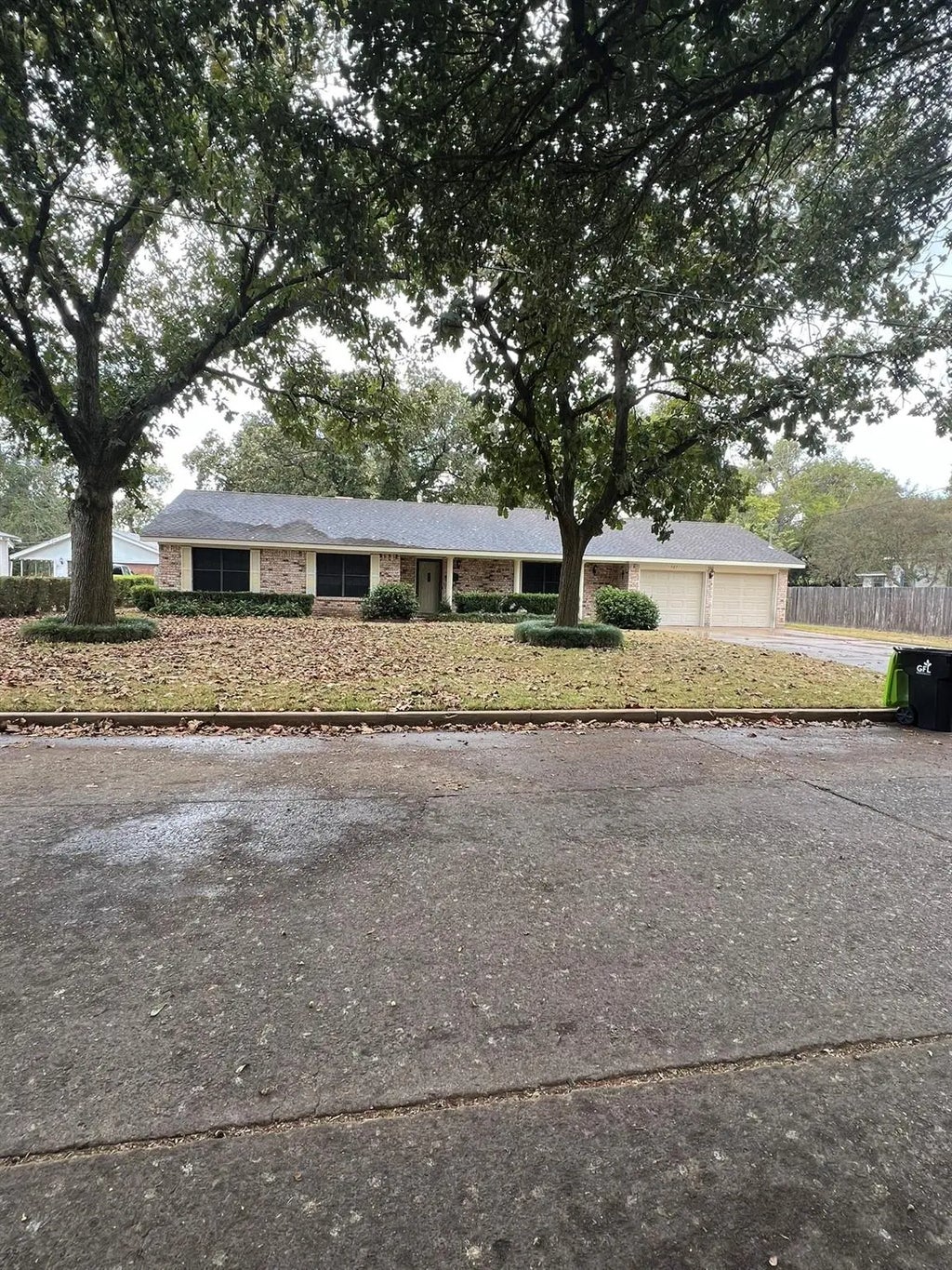 507 N Rusk Street, Wharton