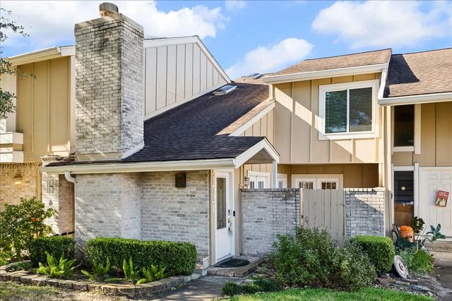 11521 Village Place Drive 154, Houston