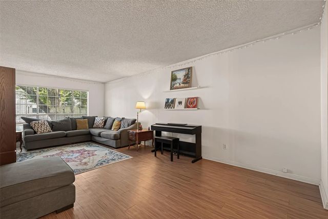 2701 Bellefontaine Street B4, Houston