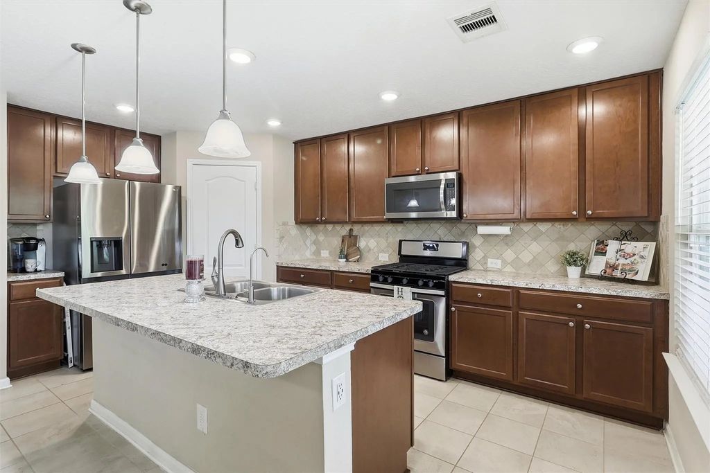 18934 Winter Falcon Crossing, Katy