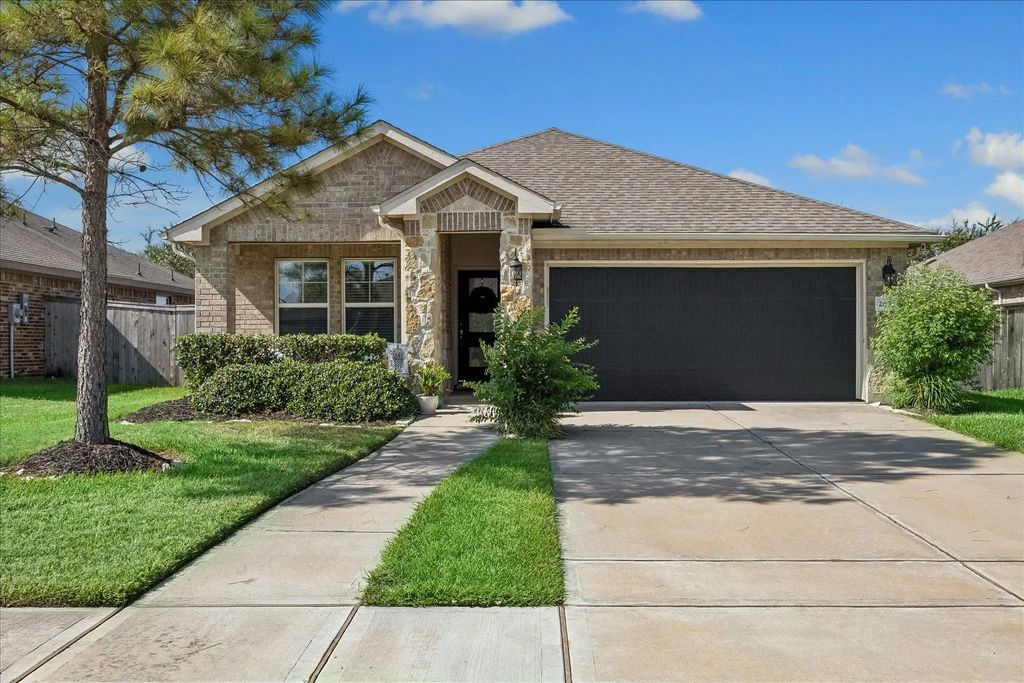 2636 Bellwick Canyon Court, Pearland