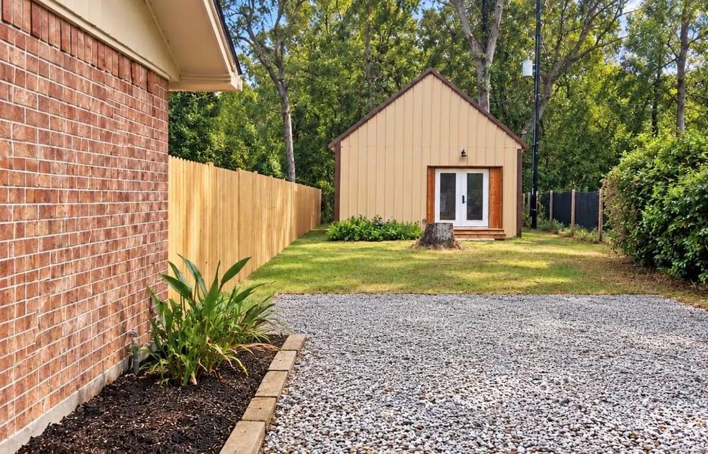 30307 Wensley Casita, Spring